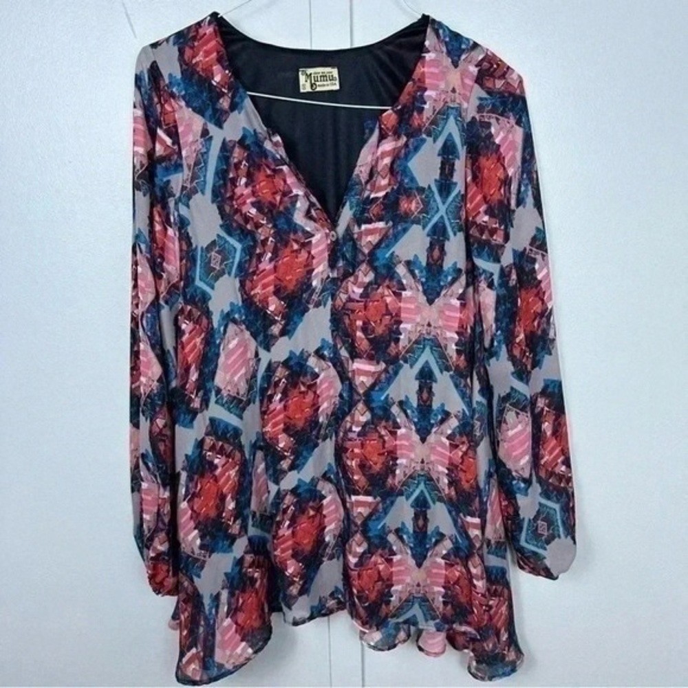 Show Me Your MuMu Pink & Blue Geometric V-Neck Tunic